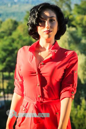 142283 - Safie Age: 28 - Ukraine