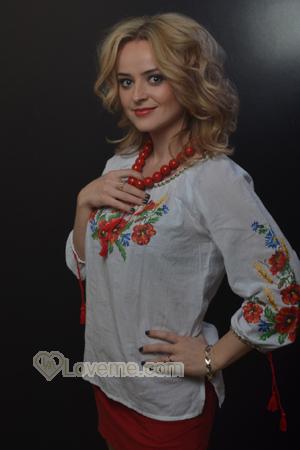152452 - Ludmila Age: 37 - Ukraine