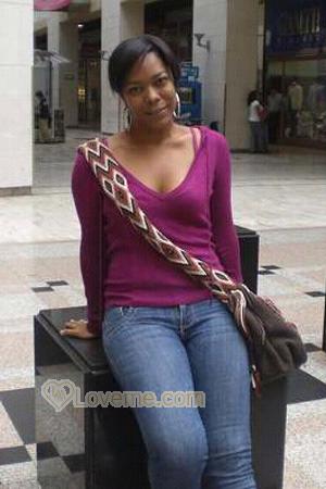157150 - Maria Claudia Age: 47 - Colombia