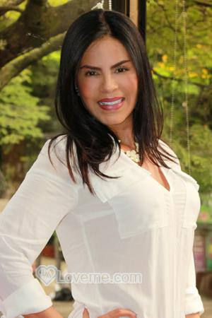 168997 - Marietta Age: 57 - Colombia