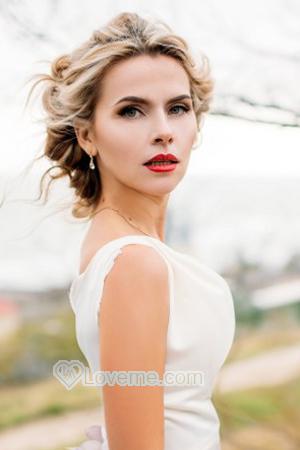 172143 - Irina Age: 36 - Ukraine