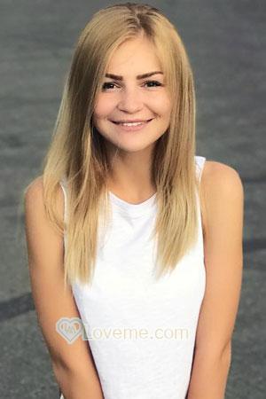 181106 - Irina Age: 25 - Ukraine