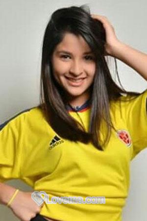182523 - Fernanda Age: 27 - Venezuela