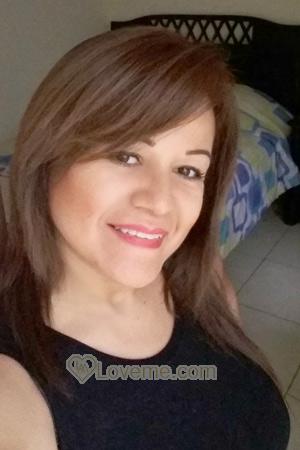 183622 - Laura Age: 58 - Costa Rica