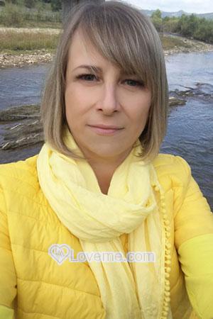 186069 - Elena Age: 50 - Ukraine