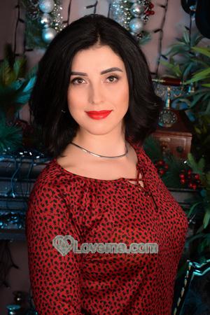 193032 - Anastasia Age: 42 - Ukraine