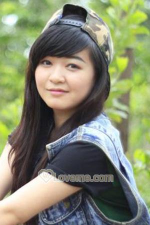 193496 - Thi Cuc Thuong Age: 27 - Vietnam