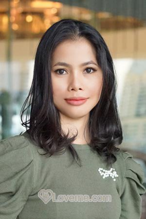 Ladies of Samut Prakan