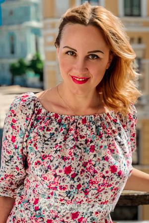 195433 - Yana Age: 46 - Ukraine