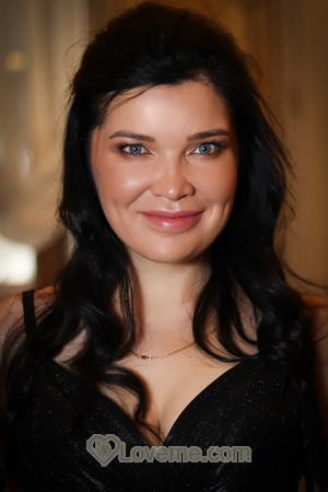 196132 - Dilyara Age: 43 - Ukraine