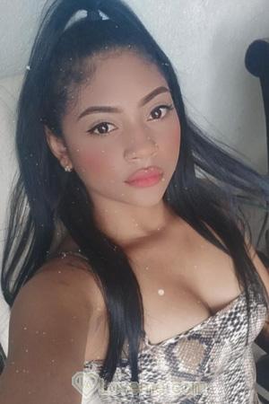 197274 - Tatiana Age: 26 - Colombia