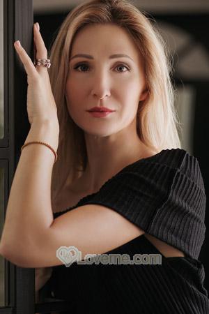 198629 - Zoya Age: 39 - Russia