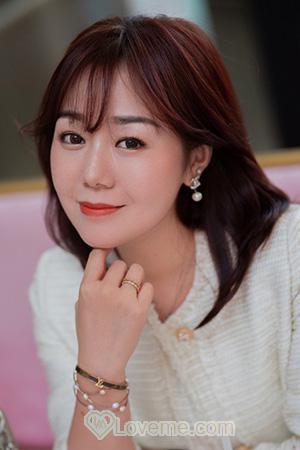 Ladies of Beihai