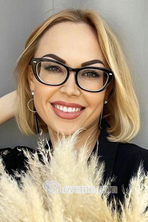 203587 - Svetlana Age: 41 - Ukraine