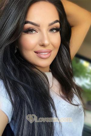 203953 - Alina Age: 31 - Ukraine
