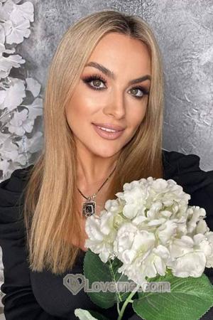 206090 - Natalia Age: 48 - Ukraine