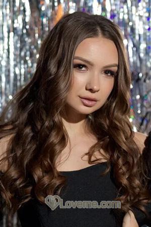 206189 - Taisiya Age: 25 - Russia