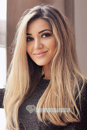 207099 - Anastasia Age: 31 - Ukraine