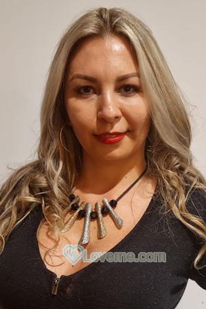 207334 - Andrea Age: 40 - Colombia