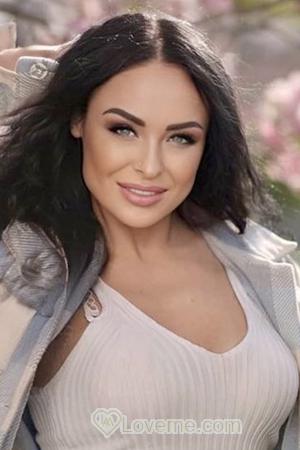 207567 - Vladislava Age: 33 - Ukraine