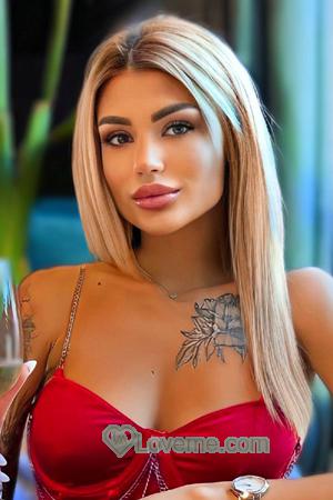 208933 - Karina Age: 22 - Poland