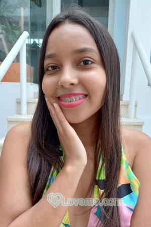 209526 - Yulisa Age: 24 - Colombia