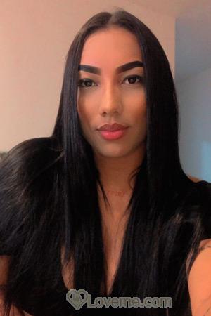 210692 - Yerlis Age: 28 - Colombia