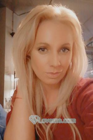210764 - Ksenia Age: 38 - Russia