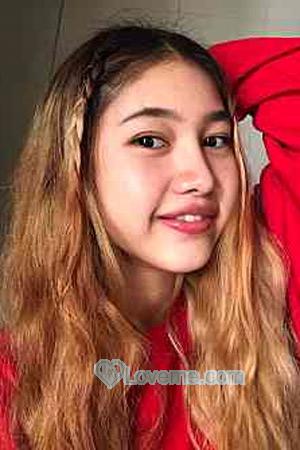 210839 - Sudarat Age: 20 - Thailand