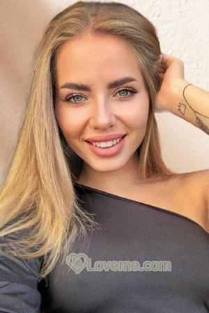 211136 - Oksana Age: 28 - Ukraine