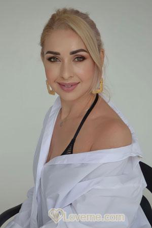 211627 - Maryana Age: 40 - Ukraine