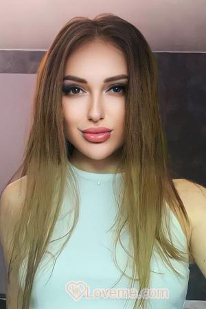 211832 - Svitlana Age: 23 - Ukraine