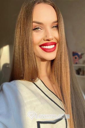 211952 - Anastasia Age: 19 - Ukraine