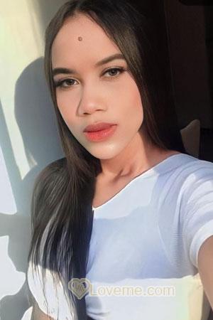 212142 - Adriana Age: 21 - Colombia