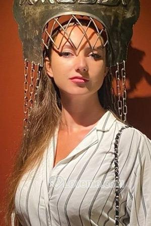 212442 - Elena Age: 45 - Russia