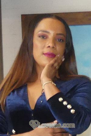 212652 - Luz Disney Age: 45 - Colombia