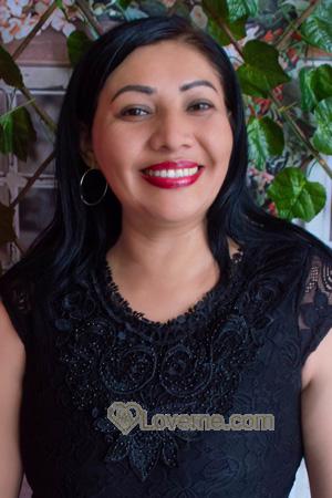 213006 - Alicia Age: 44 - Peru