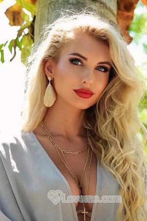 213206 - Violetta Age: 41 - Ukraine