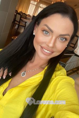 214018 - Yulianna Age: 34 - Ukraine