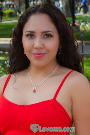 216143 - Prisilla Age: 27 - Peru
