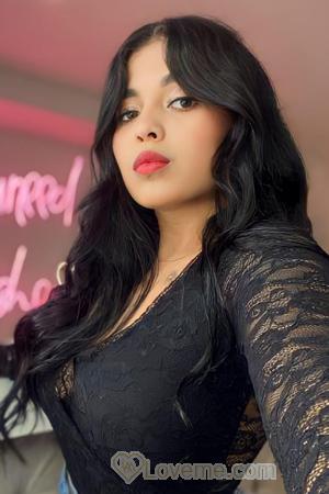 217496 - Yendy Age: 24 - Colombia