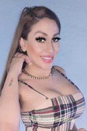 220330 - Ana Maria Age: 32 - Costa Rica