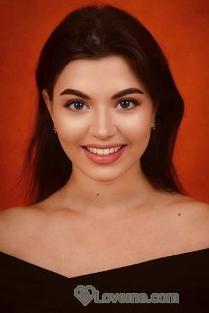 222331 - Anastasiya Age: 20 - Ukraine