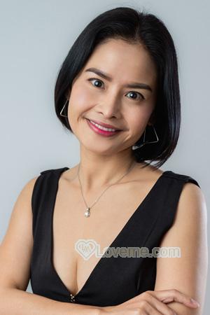 222507 - Nuticha Age: 41 - Thailand