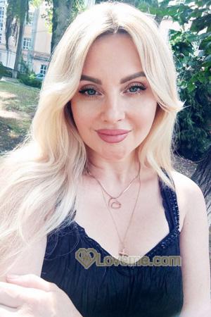 223177 - Lana Age: 55 - Ukraine