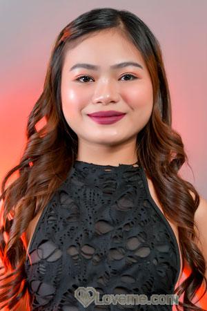 223852 - Jeramae Age: 20 - Philippines