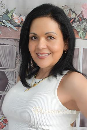 226326 - Ana Age: 58 - Peru