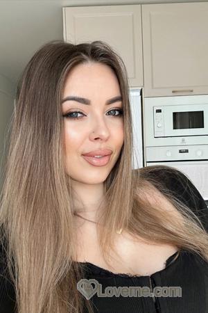 226770 - Khrystyna Age: 33 - Ukraine