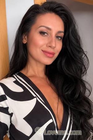 228063 - Yanina Age: 38 - Ukraine