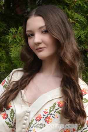 228185 - Sofia Age: 18 - Ukraine